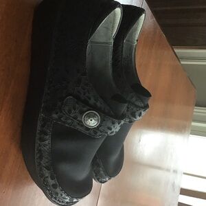 Alegria Black Textured Neoprene Mules